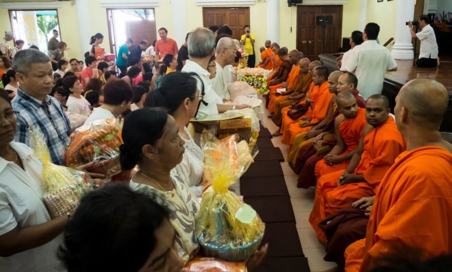 Kathina in KL temple.