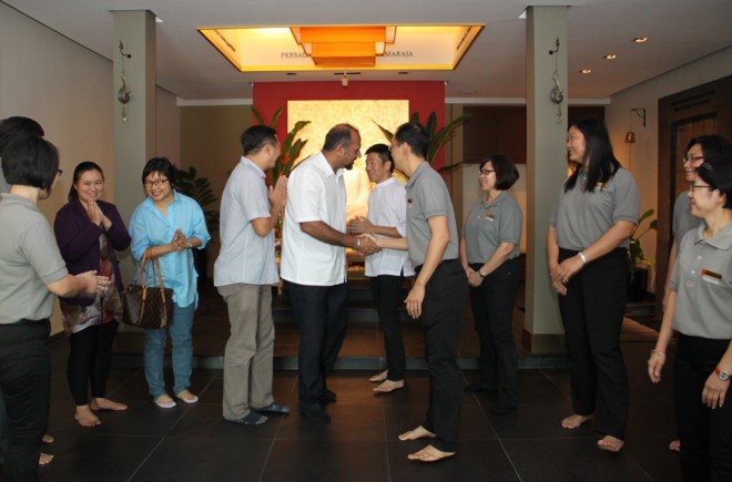 A warm send-off for our visiting YBs.