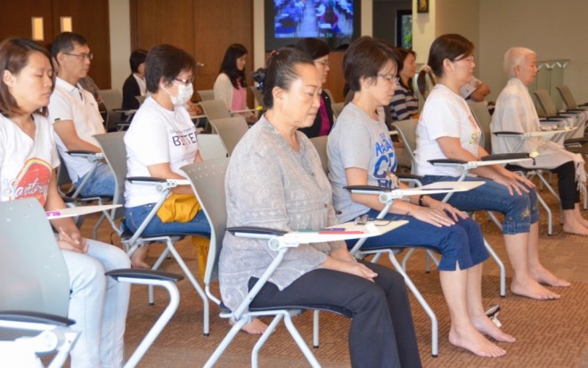 Examinees had a short meditation to compose themselves.