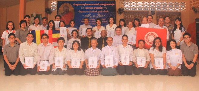 Group photograph of BPS303 participants, lecturers and Nalanda Institute officers after the Convocation Ceremony in Tumpat, Kelantan.