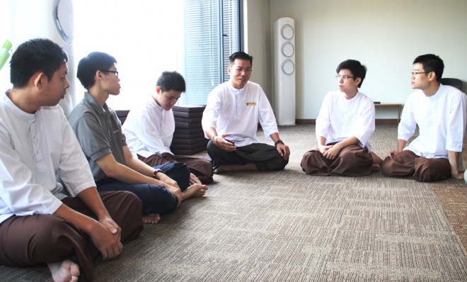 Particpants were divided into small groups and asked to discussed what they understood about 'joy' and 'wisdom'.