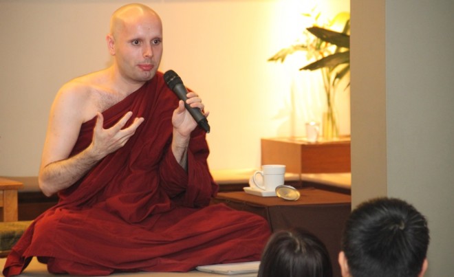 Venerable Mangala led the weekly group meditation and Dhamma sharing session.