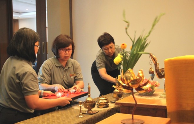 Offerings to honour the Three Jewels.