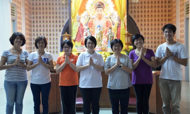 Nalandians in Taiping held their New Year's Eve pūjā at at the Taiping Buddhist Association.