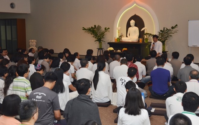 Bro. Tan giving a profound Dhamma teaching on why it is important to associate with wise and noble persons.
