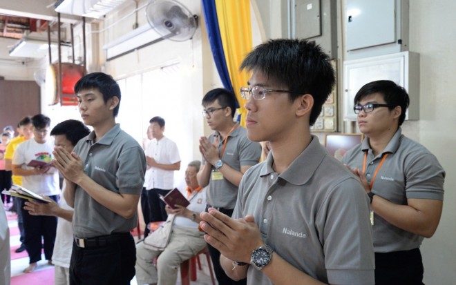 Nalandian youths at Seck Kia Eenh Temple Sunday Service.