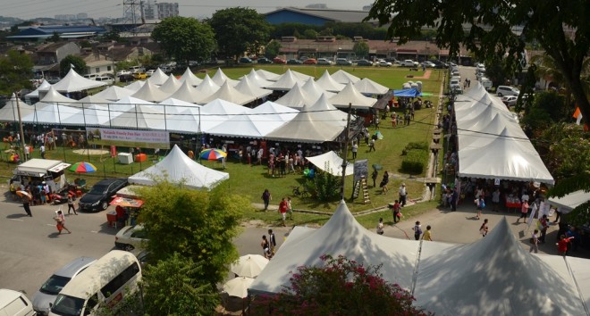 4 PM view of ‘Family Fun Fair’.