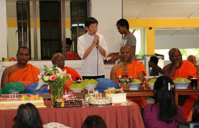 Bro. Tan giving a speech.