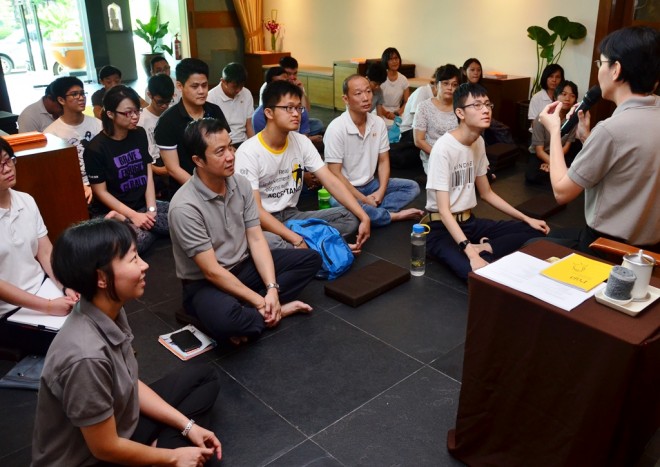 Santī Cheang gave two illuminating talks at Nalanda Centre on ‘Brahmavihāra’ .