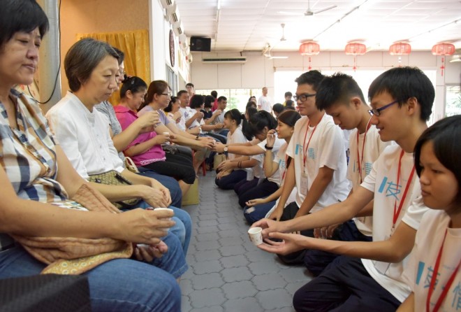 Participants concluded the camp by paying respect to their parents.