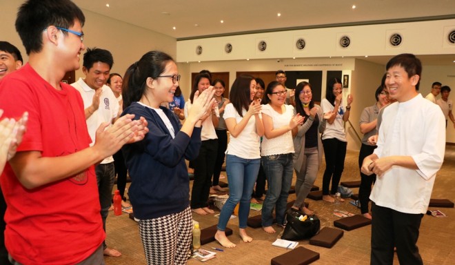 Campers welcoming Bro. Tan back for the Reunion Day.