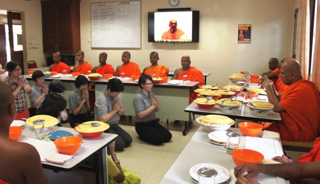 Nalandians offering ‘Sanghika Dāna’ on 18 March 2015 at the Buddhist Maha Vihara.