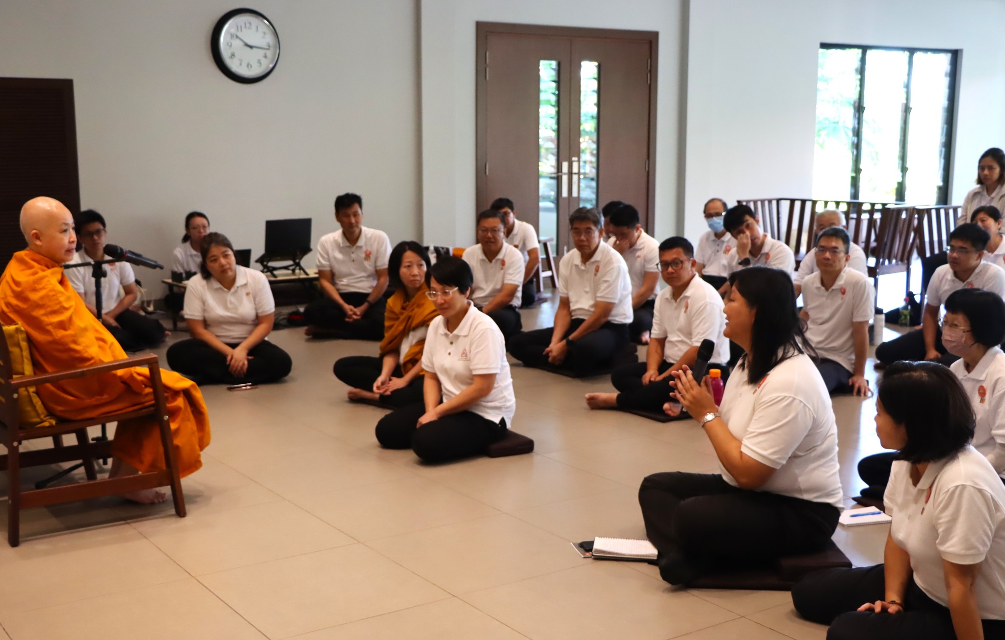 Joyful learning with Ayya Santinī – Nalanda Buddhist Society